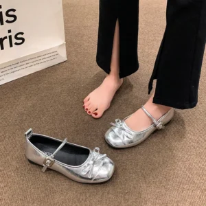 Round Toe Mary Jane Flats