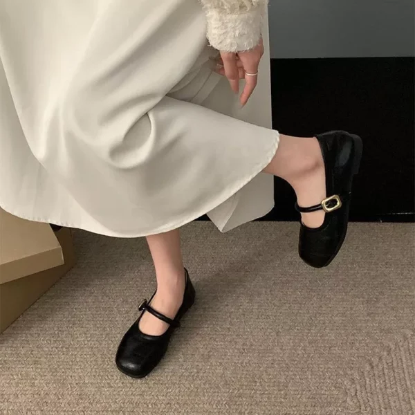cn-11134207-7ras8-m0xx3ak3b50w5a.webp Square Toe Buckle Mary Jane Flats