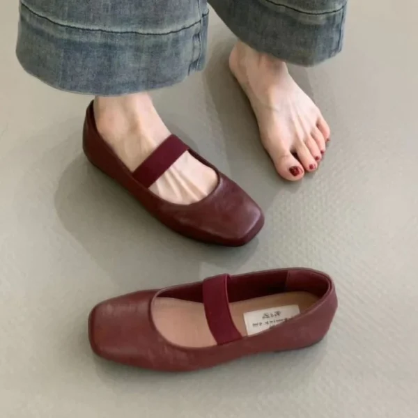 cn-11134207-7ras8-m73h94znsyob79.webp Vintage Mary Jane Flats