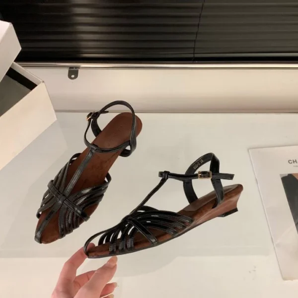 Hollow Breathable Roman Heels